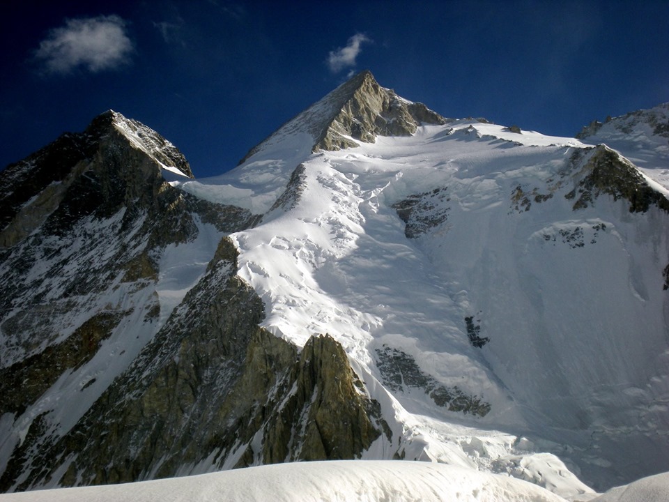 GASHERBRUM II, Mountains and Trekking of Pakistan, Karakorum Himalaya Hindukush Gilgit-Baltistan, Climbing, Expedition and trekking in Karakoram, Interesting places to visit in Pakistan, K2 Broad Peak Nanga Parbat Gasherbrum Trango Spantik K7, Hushe Shigar Hunza Gilgit Baltistan Pakistan, Hotel, Rent a car in Pakistan, Travel Tour Tourism Destination